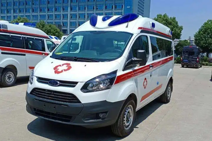 江阴市长途救护车转院